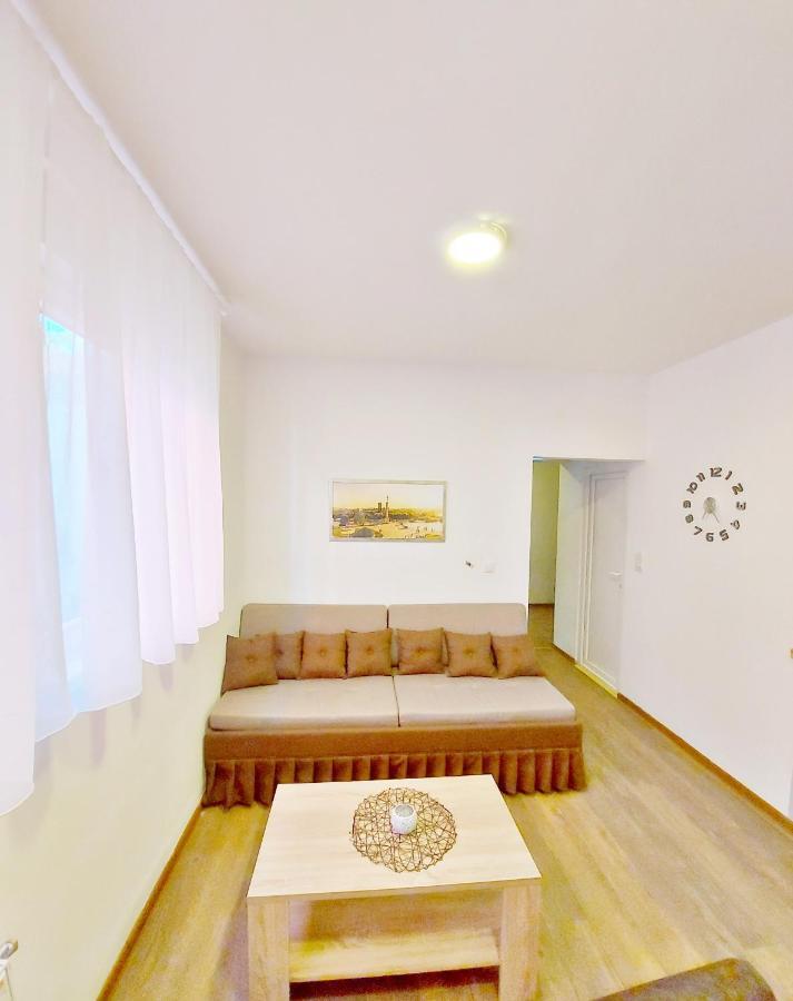 Magenta Apartments Белград Екстериор снимка