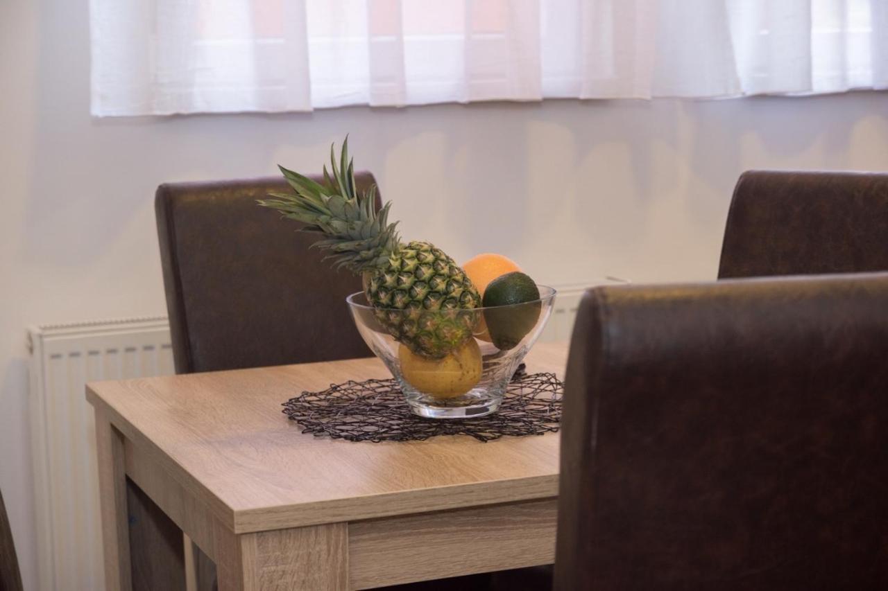 Magenta Apartments Белград Екстериор снимка